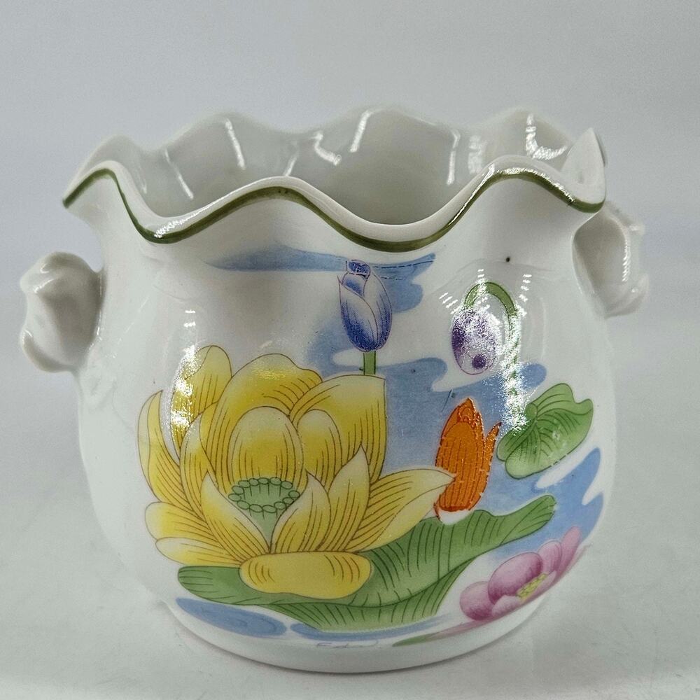 Vintage Seymour Mann water lily lotus flower Bone China Planter Japan